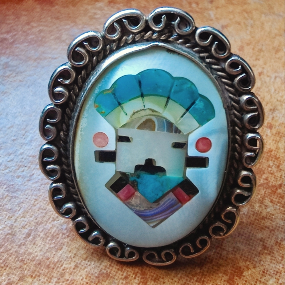 Kachina turquoise mother of pearl inlay ring